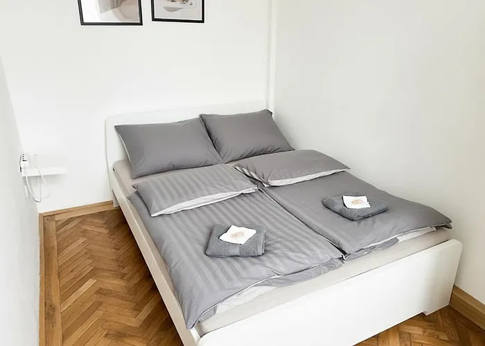 Bright & Cozy In Center 32 * Відень